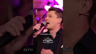 Nihad Alibegović uz pjesmu siromašan otac beše 🎶 Kako vam je otpjevao?