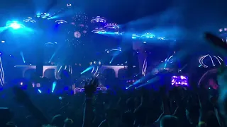 Tomorrowland 2018 - Dimitri Vegas and Like Mike - Tremor