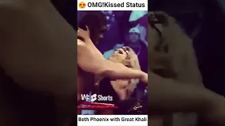 Bbeth phoenix kissed great khali in wrestling 😘 great khali kiss wwe #shorts #youtubeshorts #viral