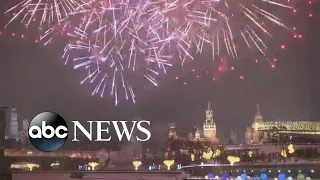 Moscow rings in the new year