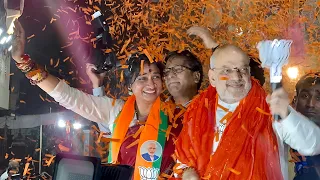 BJP Madhavi Latha with Amit Shah at Lal Darwaza in Old City | Amit Shah Road show in Hyderabad