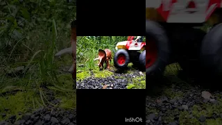 Robert Muldoons goes insane in Jurassic Park! Jurassic Park toy comedy short film.