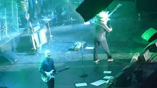 Jamiroquai - Shake It On (live Paris 2017)