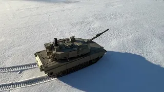 21st Century Toys 1:9th Scale Abrams RC Tank Out for a little Patrol in the Snow