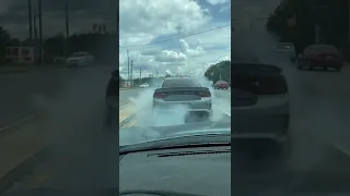 HELLCAT DOES BURNOUT IN TRAFFIC!!