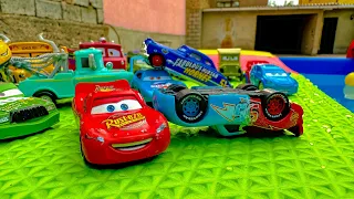 Looking For Lightning McQueen: Chick Hicks, Cruz Ramirez, Jackson Storm cars toy