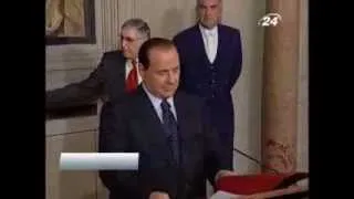 Сильвио Берлускони лишен статуса сенатора