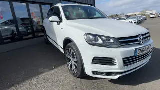 Volkswagen Touareg 3.0 tdi Rline 2014 in white