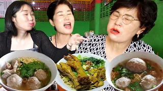 Kasihlah bakso+mie ayam kpd emak Korea agar tidak bisa mengomentari hari ini!