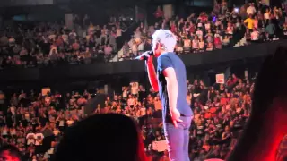 Drag Me Down (Live) - One Direction (Ottawa, Canada 08/09/15)