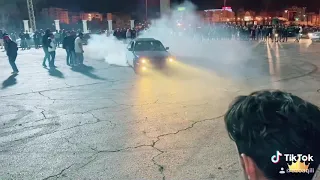 Night lovell bmw e34 m5 burnout