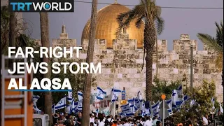Settlers storm Al Aqsa ahead of flag march