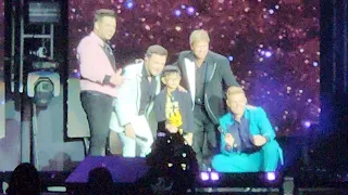 Westlife CHARMED by FILIPINO BOY singing BETTER MAN in Manila leg of The Wild Dreams tour 2023