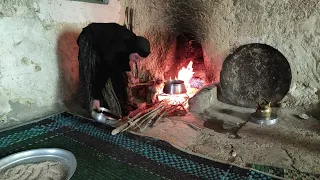 Iran Rural Dish: Most Delicious Dumpukht Rice Recipe in village house - زندگی روستایی
