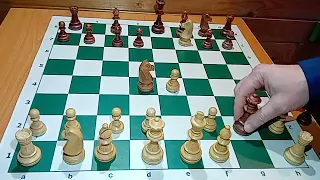 111[C50] Самая известная ловушка за черных:1 e4 e5 2 Кf3 Кc6 3 Сc4 Кd4?! 0-1