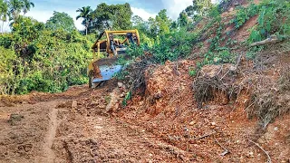 Amazing Skills of CAT D6R XL Bulldozer Operators Cutting Hills for Road Widening