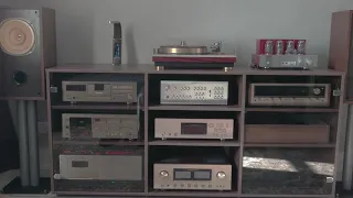 Coral Flat 8, Luxman L-507sII, Nakamichi 700zxl & Carla Bruni.