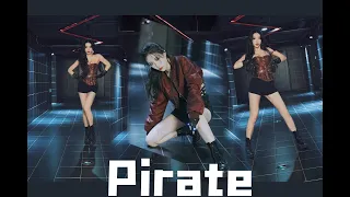 [K-POP IN PUBLIC]  EVERGLOW (에버글로우) - 'PIRATE' dance cover by NATSU74