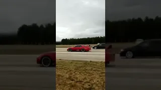 Skoda Octavia vrs poniendo en apuros a un Toyota supra