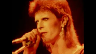 David Bowie - The Width Of A Circle (Live At Hammersmith Odeon, 1973)