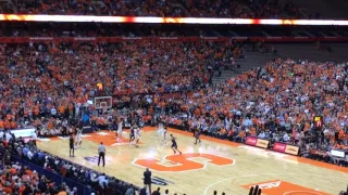 Syracuse's John Gillion hits buzzer beater to beat duke. Feb 22, 2017