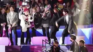 171201 MAMA NCT127 Reaction to Mark's Stage