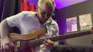 "Can't Come Clean" - Bass Playthrough by Neil Wayne