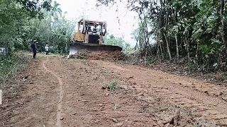 Amazing!! Operator Bulldozer Caterpillar D6R XL Working on Plantation Road Widening
