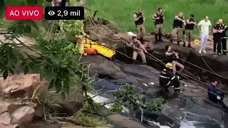 momento exato, o resgate do corpo da Cantora: Marília Mendonça