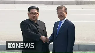 Kim Jong-un crosses border into South Korea for historic peace talks | ABC News