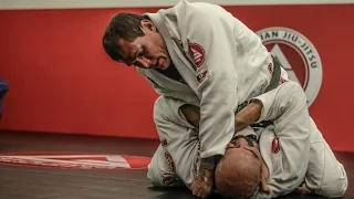 Catch a Class with Roger Gracie: The Mount