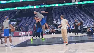 LUKA DONCIC, KYRIE & THE MAVERICKS WARMING UP FOR TONIGHTS GAME6 VS CLIPPERS AT AA CENTER