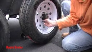 How To Change Your Trailer Tire in 5 min.