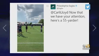 Carli Lloyd Hits 55-Yard Field Goal At Ravens, Eagles Joint Practice