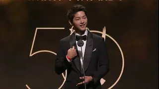 Song Joong Ki delivered English speech at 2022 International Emmy Award
