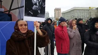 Молебен на площади Ленина в Новосибирске в День народного единства