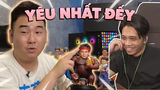 (Reaction) DJCHIP CƯỜI TÍT MẮT KHI XEM VLOG ĐƯỢC BẠN HIẾU LỢN TẶNG MÔ HÌNH SIÊU CUTE