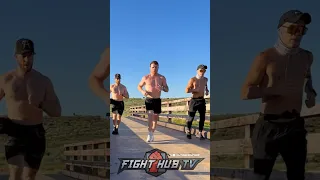 Canelo runs with Valdez for Charlo; works UNDISPUTED champ conditioning!