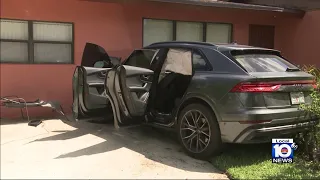 Pursuit ends in Audi crashing into home in Fort Lauderdale