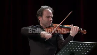 Violinisti Olsi Xinxo rikthehet në atdhe, koncert pas 20 vitesh