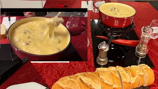 Recette fondue suisse moitié, moitié - Perpétuer la tradition - Gruyère et Vacherin Fribourgeois AOP