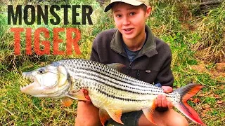 Monster Tiger Fish caught on the Afrijig! (he caught his PB!)