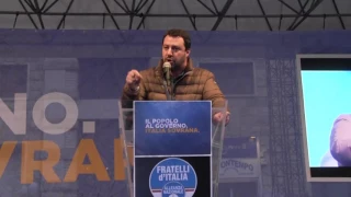 Salvini: “Napolitano traditore”