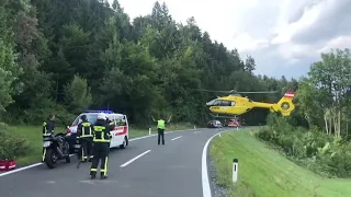 Feuerwehr Pöllau: Hubschrauberlandung nach schwerem Motorradunfall (20.07.2019)