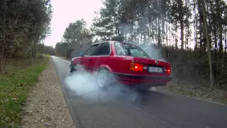 BMW E30 4.4 V8 dźwięk wydechu