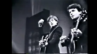 Everly Brothers perform Lovey Kravezit on TV 1966