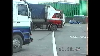 LORRIES AT HILTON PARK SERVICES 1994