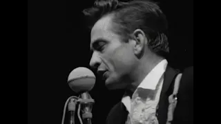 Johnny Cash praises Bob Dylan - Don't Think Twice It's Alright (Live 1964)
