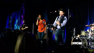 Supernatural Montreal 2018 SNS - Swain and Lisa Berry perform Proud Mary!