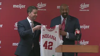 Indiana University hires Mike Woodson as men's basketball coach